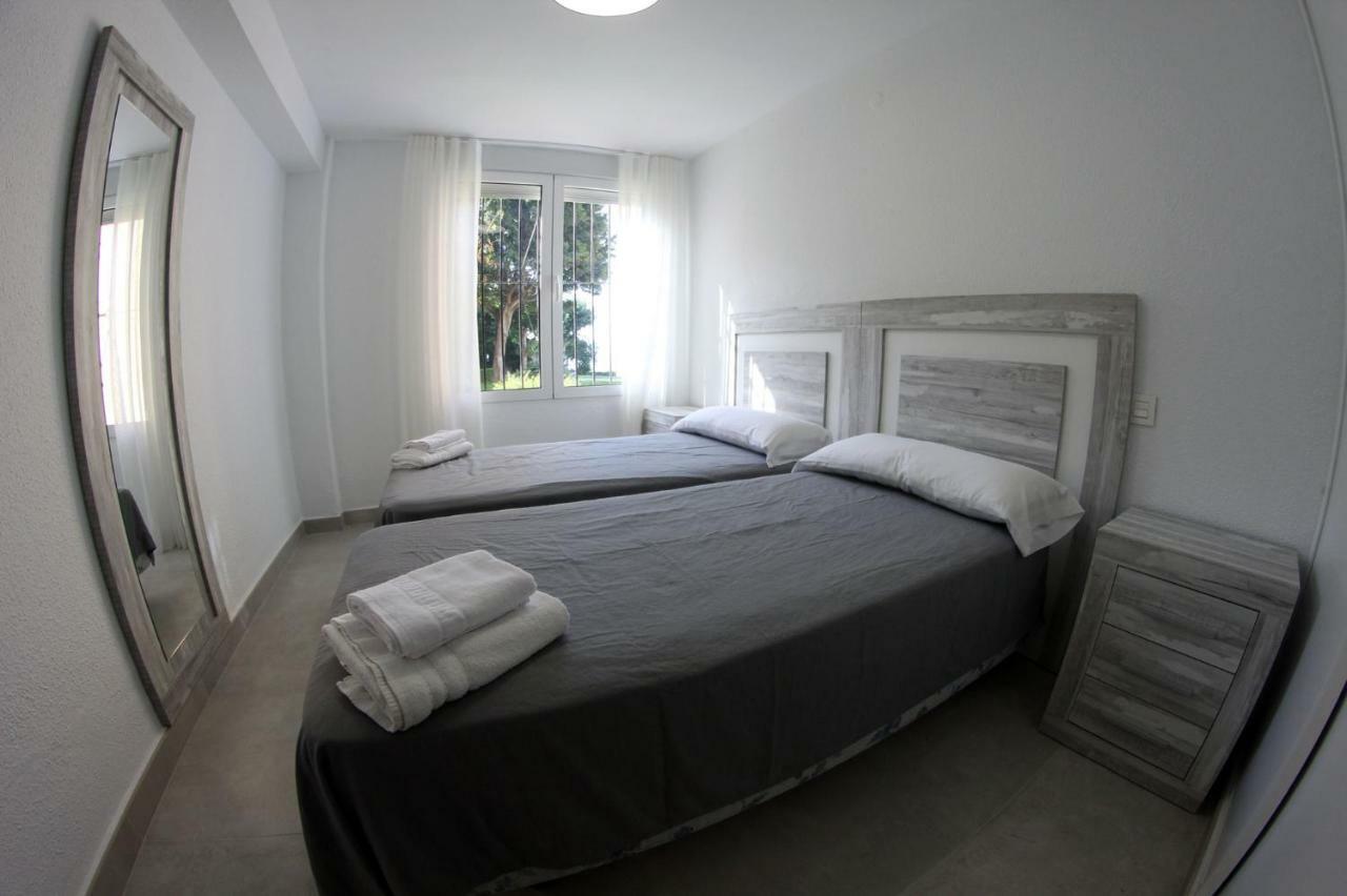 Ferienwohnung Playa Bella 2-1B Estepona Exterior foto